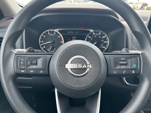 Certified 2023 Nissan Rogue SV image 23