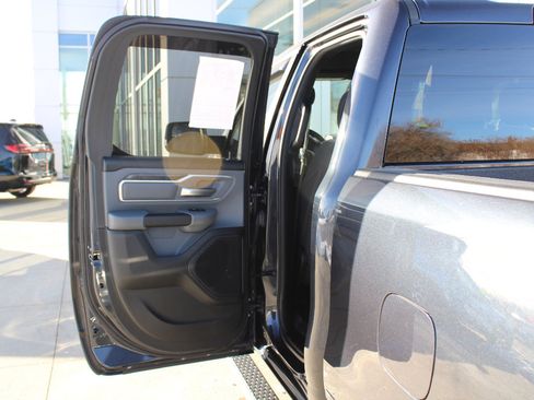 Certified 2021 RAM 1500 Big Horn w/ Trailer Tow Group image 32