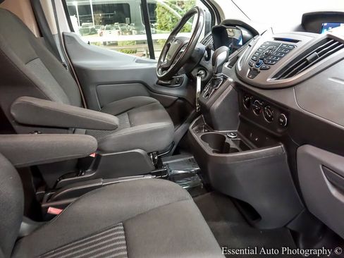 Used 2016 Ford Transit 150 XL image 28