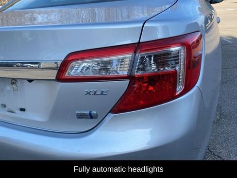 Used 2013 Toyota Camry XLE image 8