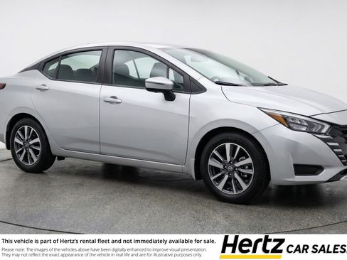 Used 2025 Nissan Versa SV FWD image 1