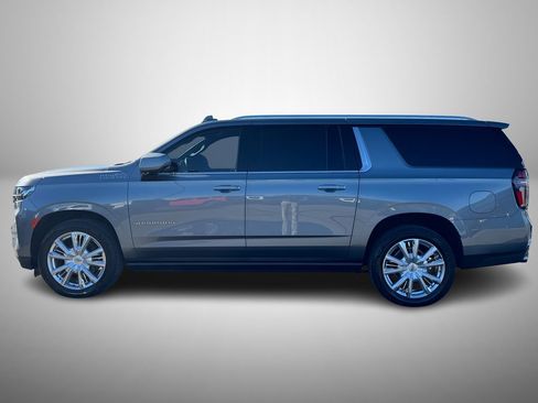 Used 2021 Chevrolet Suburban High Country w/ Premium Package image 6