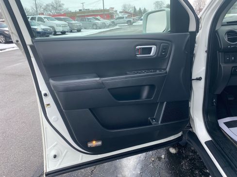 Used 2015 Honda Pilot EX-L image 9