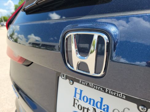 Used 2024 Honda CR-V EX-L image 7