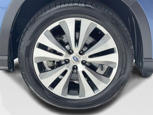 Used 2022 Subaru Ascent Limited w/ Technology Package image 57