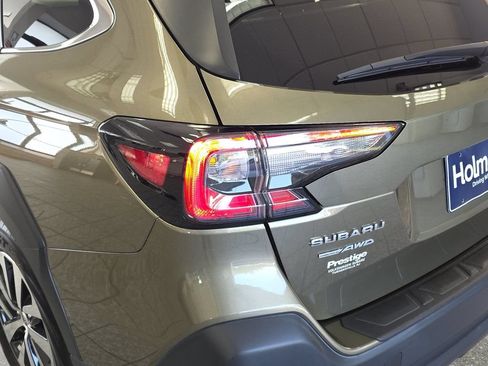 Used 2024 Subaru Outback Premium w/ Popular Package #1A AWD/4WD image 33