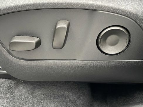 Certified 2025 GMC Acadia Elevation image 27