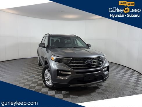 Used 2022 Ford Explorer XLT w/ Equipment Group 202A image 1