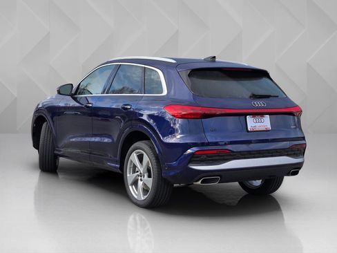 New 2025 Audi Q5 Premium AWD/4WD image 4