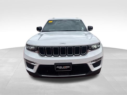 Used 2025 Jeep Grand Cherokee Limited w/ Trailer Tow Package AWD/4WD image 2
