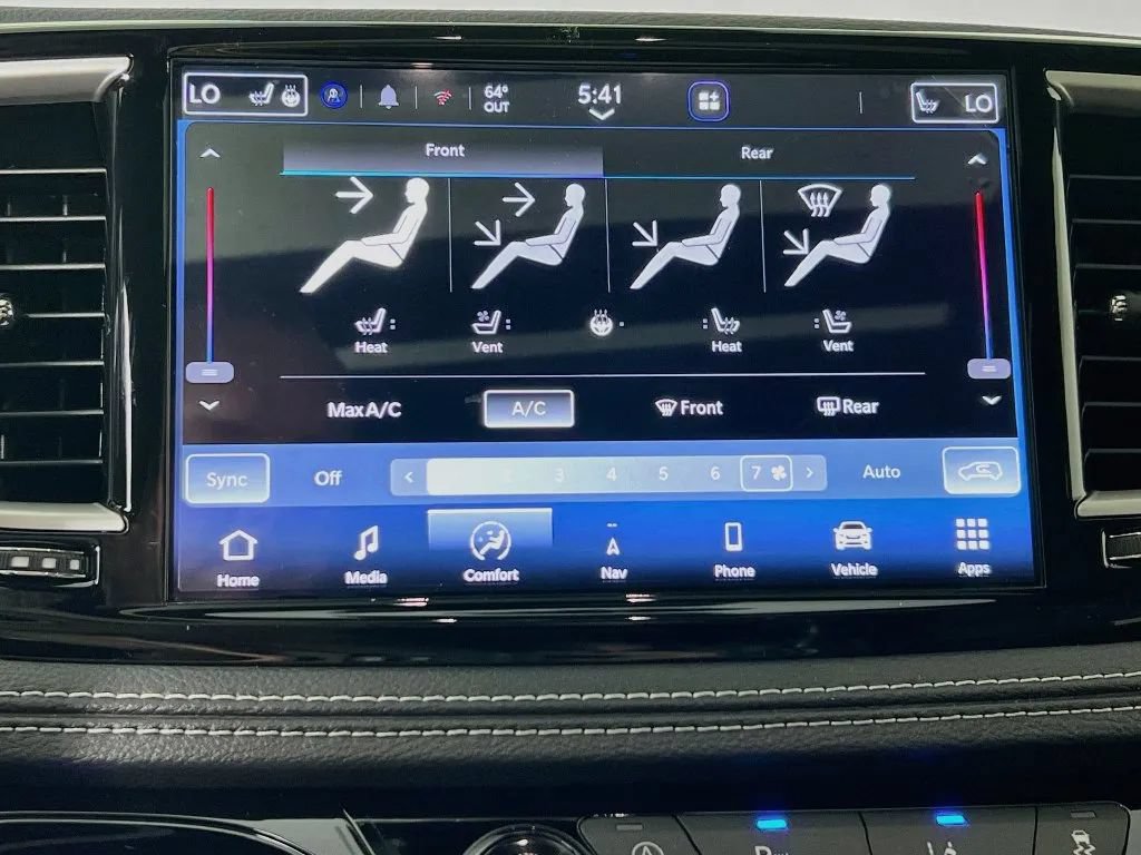 New 2027 Chrysler Pacifica Limited FWD image 17