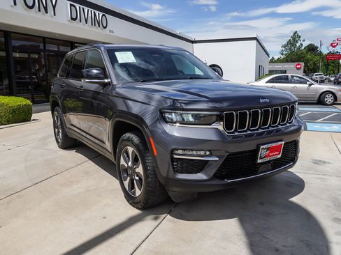 Used 2024 Jeep Grand Cherokee Limited 4xe AWD/4WD image 2