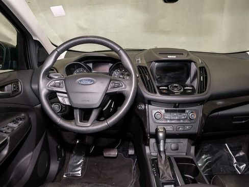 Used 2017 Ford Escape Titanium image 7