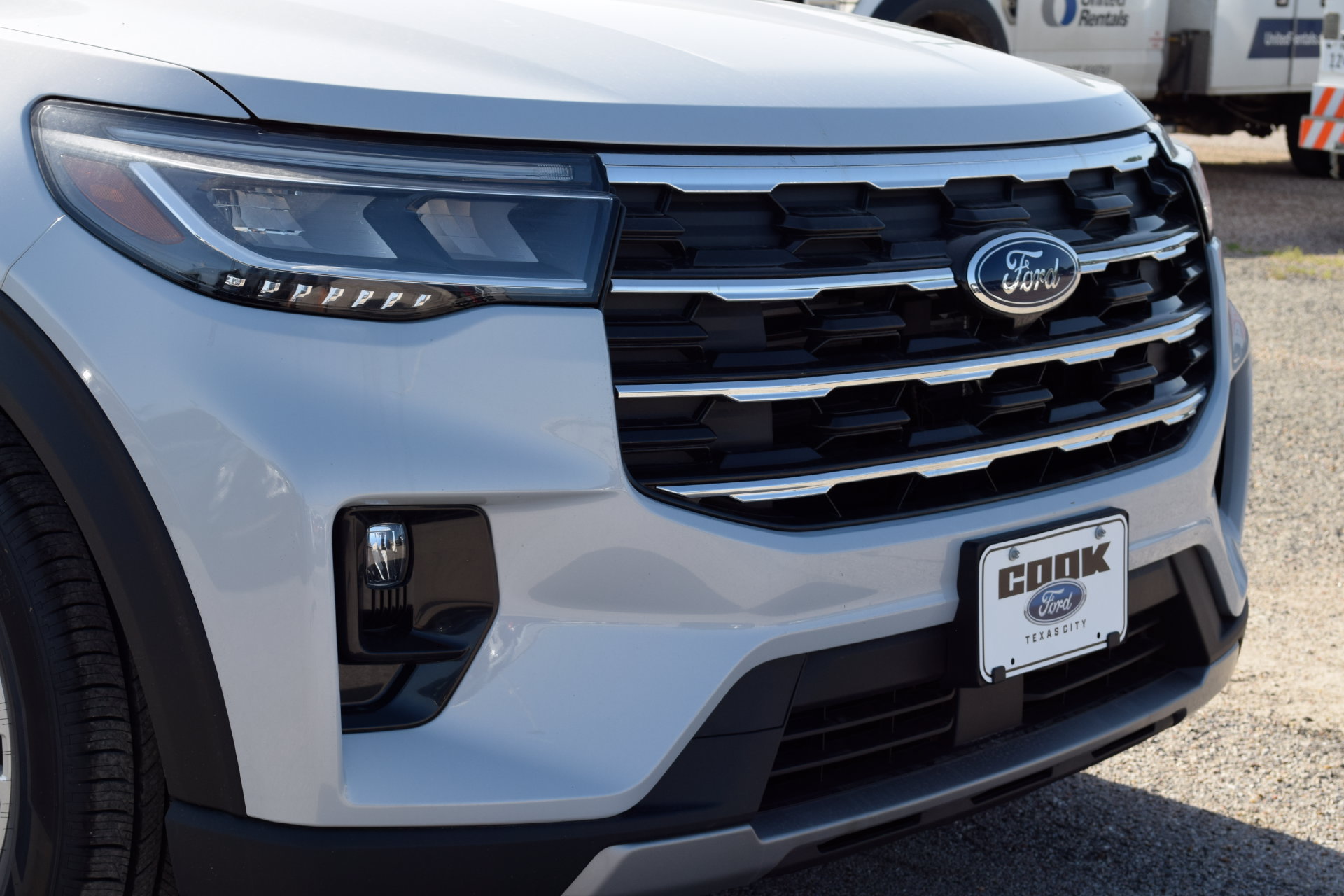 New 2026 Ford Explorer Active w/ Active Comfort Package RWD image 25