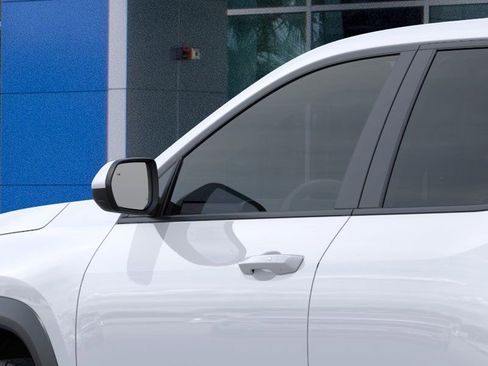 New 2026 Chevrolet Equinox LT FWD image 12