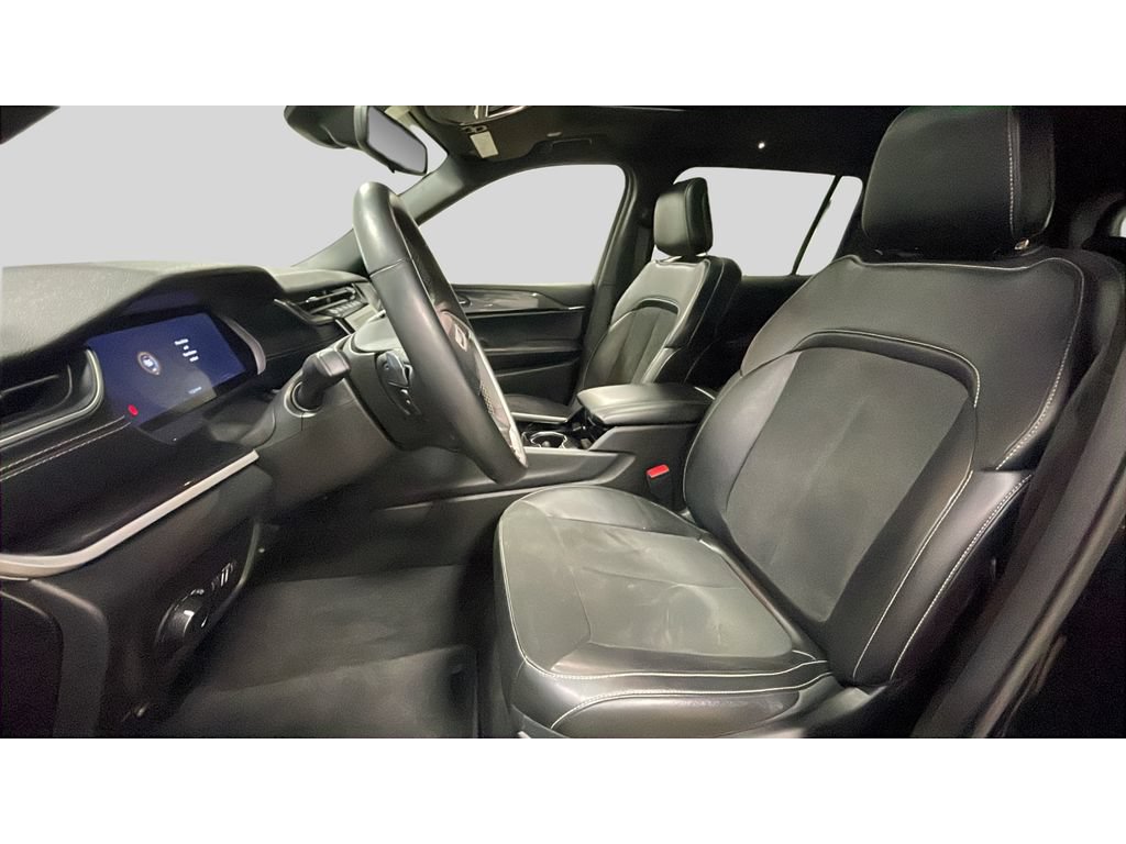 Used 2021 Jeep Grand Cherokee L Laredo AWD/4WD image 12