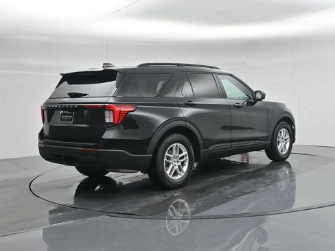 New 2026 Ford Explorer Active image 30