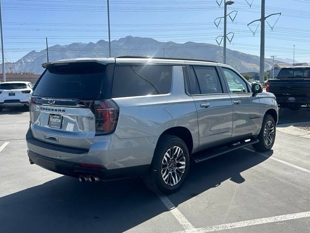 Certified 2025 Chevrolet Suburban Z71 AWD/4WD image 7