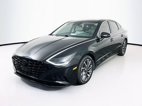 Used 2020 Hyundai Sonata Limited w/ Cargo Package image 3