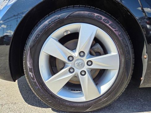 Used 2011 Hyundai Elantra GLS w/ Preferred Equipment Pkg 3 FWD image 25