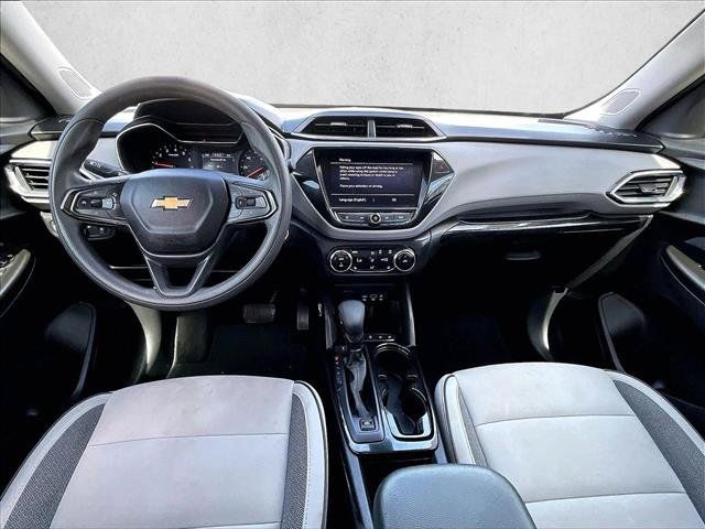 Used 2021 Chevrolet TrailBlazer LT w/ Convenience Package FWD image 16