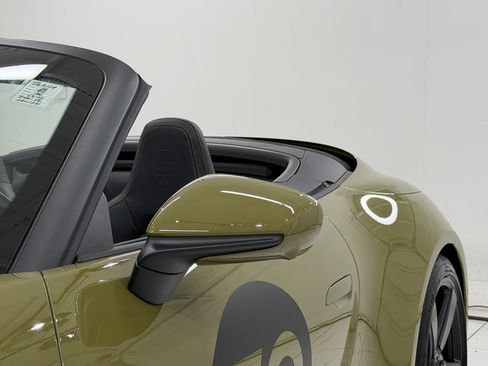 New 2026 Porsche 911 Carrera 4 GTS image 23