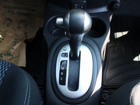 Used 2019 Nissan Versa Note SV FWD image 8