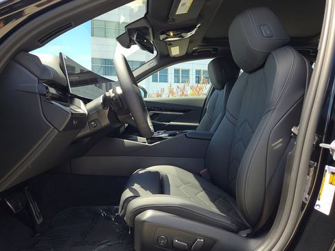 New 2026 BMW 530i w/ M Sport Package RWD image 8