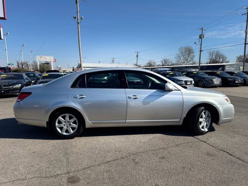 Used 2007 Toyota Avalon XL image 2