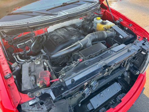 Used 2014 Ford F150 FX4 w/ Equipment Group 402A Luxury image 25