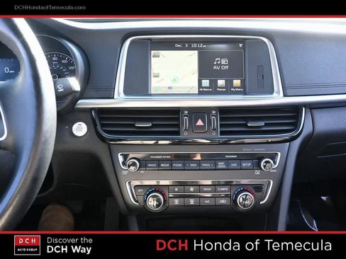 Used 2016 Kia Optima EX w/ Premium Package image 12