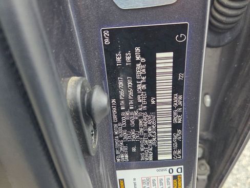 Used 2021 Toyota 4Runner SR5 AWD/4WD image 4