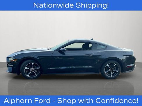 Certified 2022 Ford Mustang Coupe RWD image 5