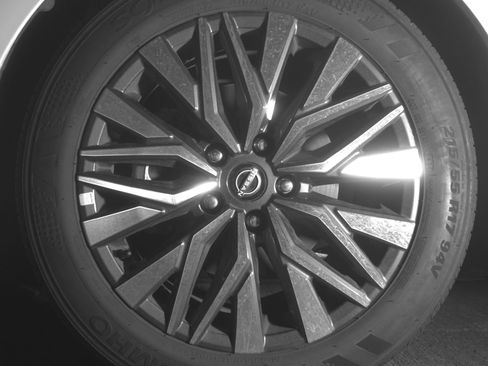 Used 2025 Nissan Altima 2.5 SV image 12