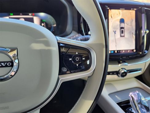 Used 2025 Volvo XC60 T8 Ultra w/ Protection Package Premier image 17