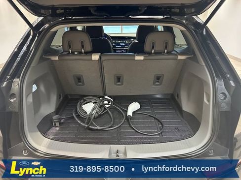 Used 2023 Chevrolet Bolt EUV Premier FWD image 19