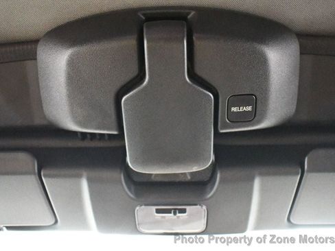 Used 2006 MAZDA MX-5 Miata Sport w/ Suspension Pkg RWD image 26