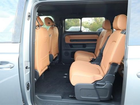 New 2025 Volkswagen ID. Buzz Pro S Plus image 22