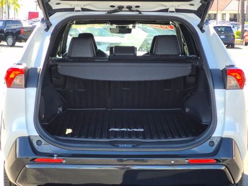 Used 2023 Toyota RAV4 XSE w/ Premium Package image 6