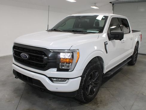 Used 2022 Ford F150 XLT w/ Equipment Group 302A High AWD/4WD image 4