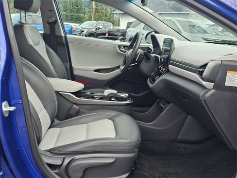 Used 2020 Hyundai Ioniq Limited image 11