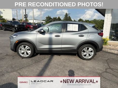 Used 2024 Buick Encore GX Preferred w/ Comfort Package AWD/4WD image 2