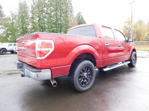 Used 2013 Ford F150 XLT w/ XLT Chrome Pkg image 2
