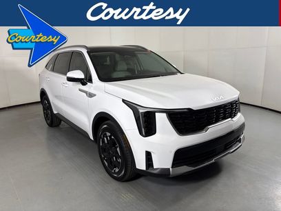 New 2026 Kia Sorento S w/ S Panoramic Sunroof Package