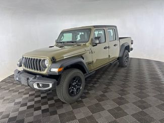 Used 2026 Jeep Gladiator Sport AWD/4WD video 3