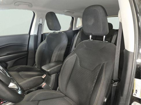 Used 2018 Jeep Compass Sport w/ Cold Weather Group AWD/4WD image 11