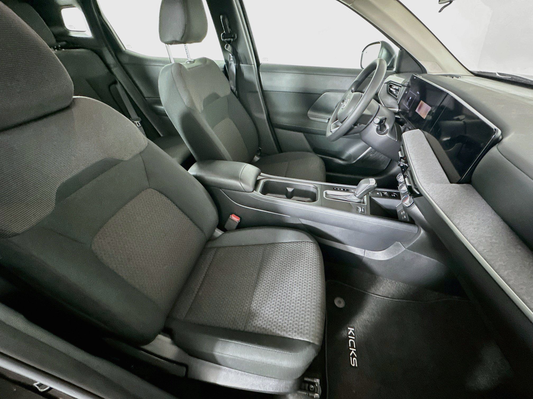 Used 2026 Nissan Kicks S FWD image 29