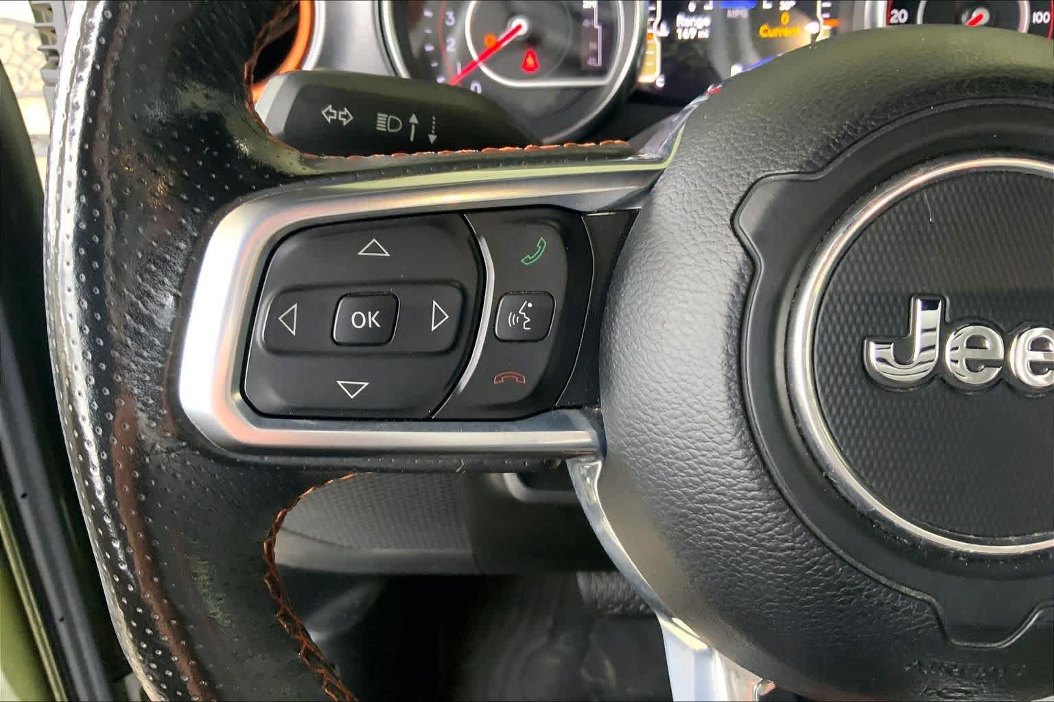 Used 2021 Jeep Gladiator Mojave AWD/4WD image 23