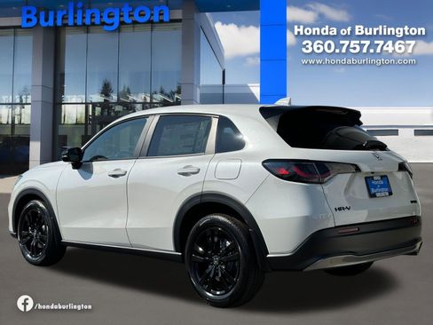 New 2026 Honda HR-V Sport image 4