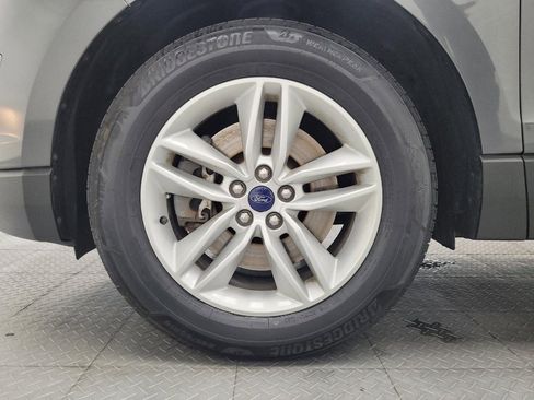 Used 2017 Ford Edge SEL w/ Equipment Group 201A AWD/4WD image 31